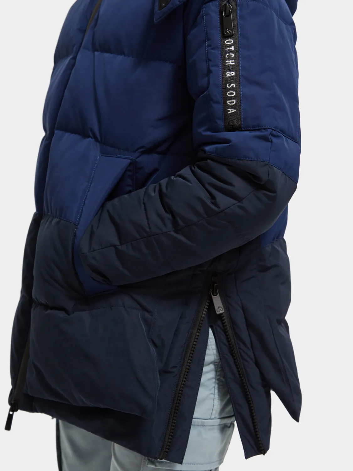 Kids - Mid-length water repellent padded jacket
