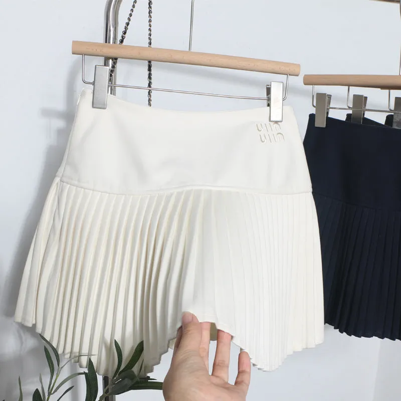 Pleated Embroidery Short Skirt
