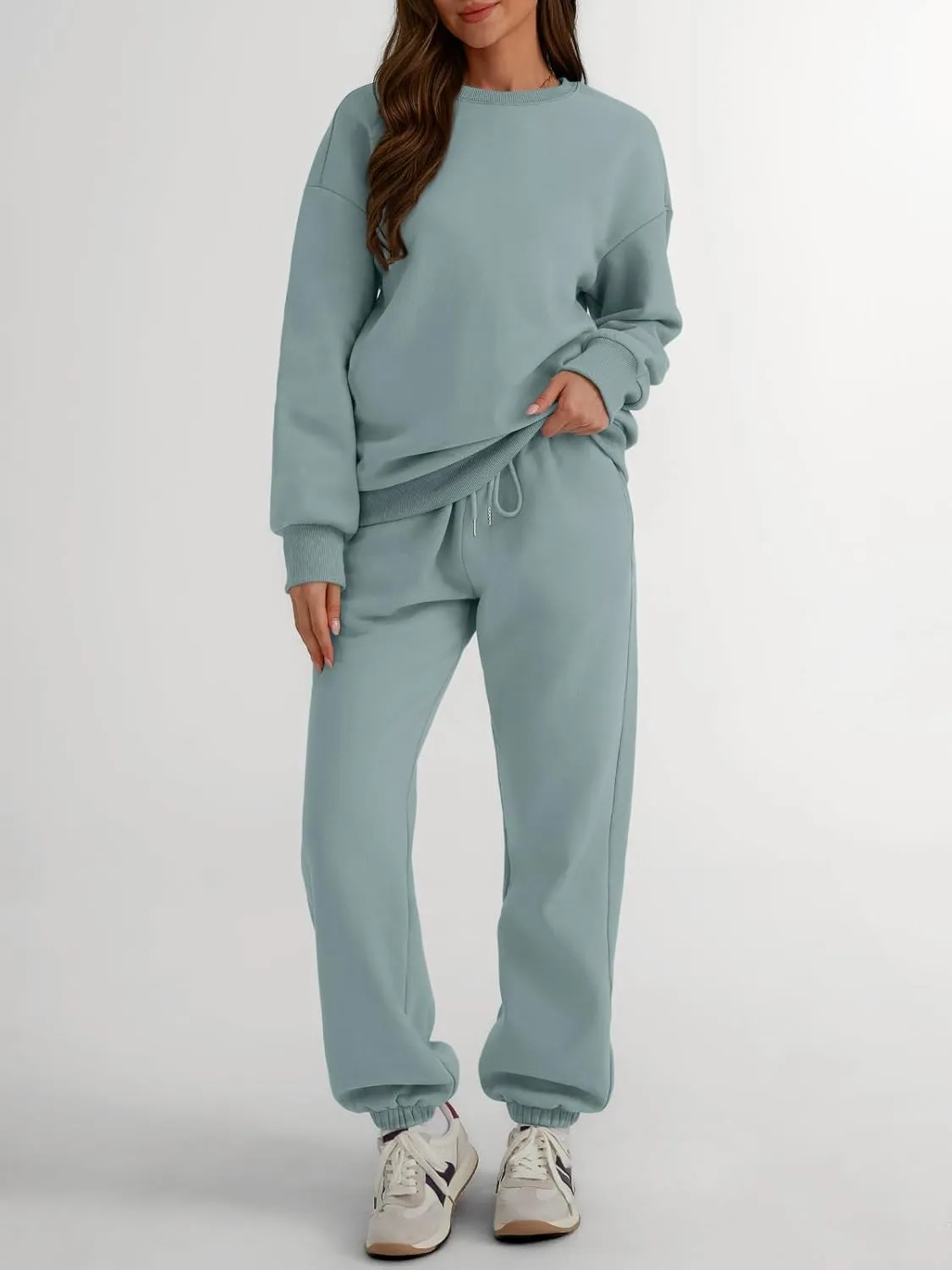 Trendy Queen Sweatsuits Women 2 Piece Outfits Two Piece Crewneck Sweatshirts Sets Lounge Fall Sweatpants 2025 Tracksuits